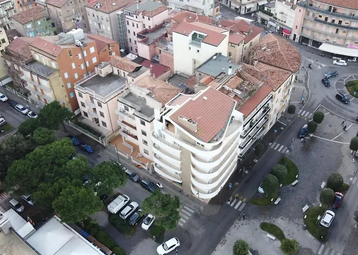 Residenza Roma Marina